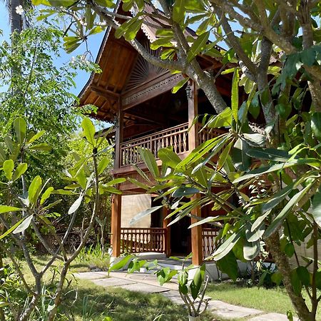 The Exile Sunsetpoint Hotel Gili Trawangan Luaran gambar