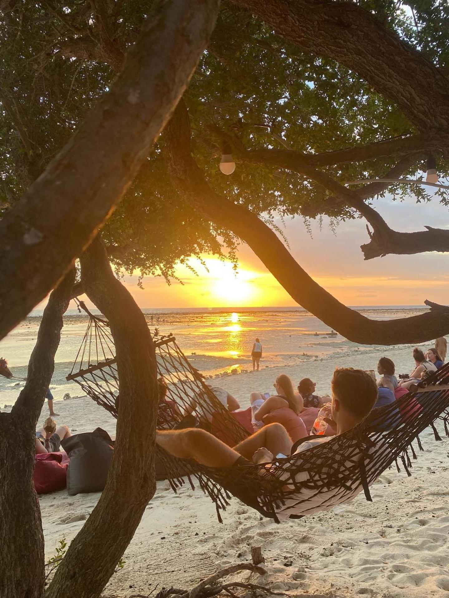 The Exile Sunsetpoint Hotel Gili Trawangan Luaran gambar